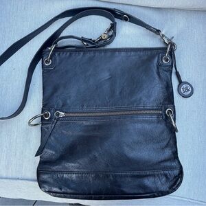 The Sak -new convertible hobo clutch bag black Pax 7352-cv